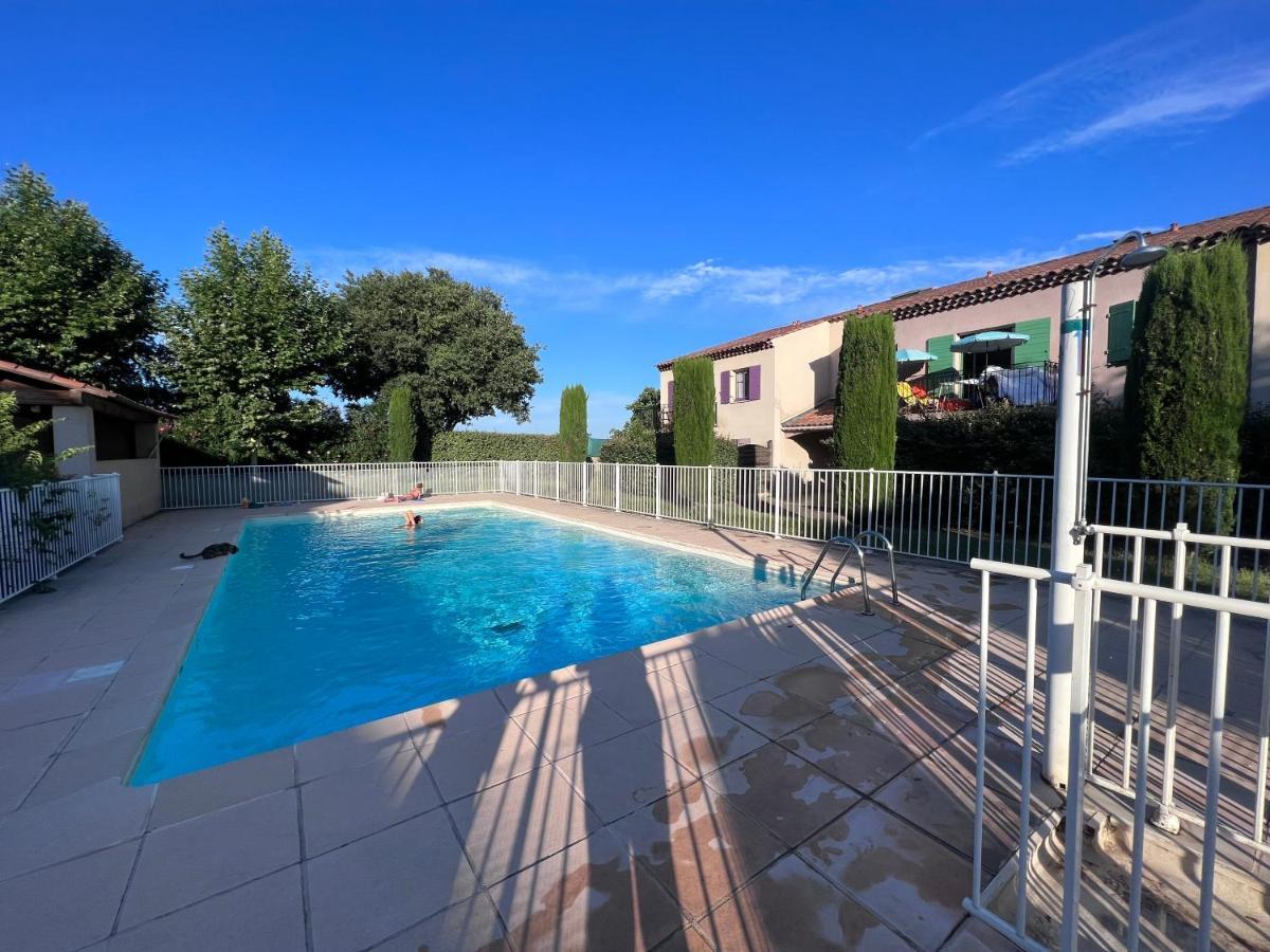 Appartement T2 Avec Jardin Prive, Piscine Et Barbecue Lorgues Kültér fotó