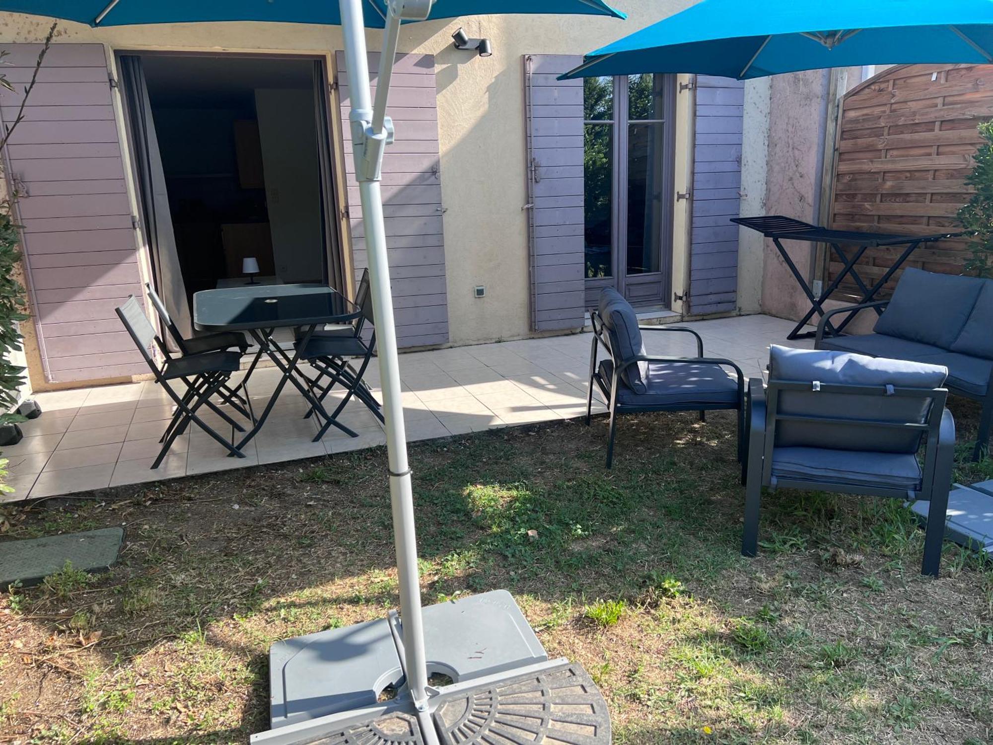 Appartement T2 Avec Jardin Prive, Piscine Et Barbecue Lorgues Kültér fotó